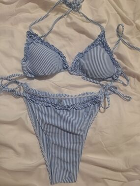 SHEIN Blue and White Striped Ruffle Triangle Bikini
